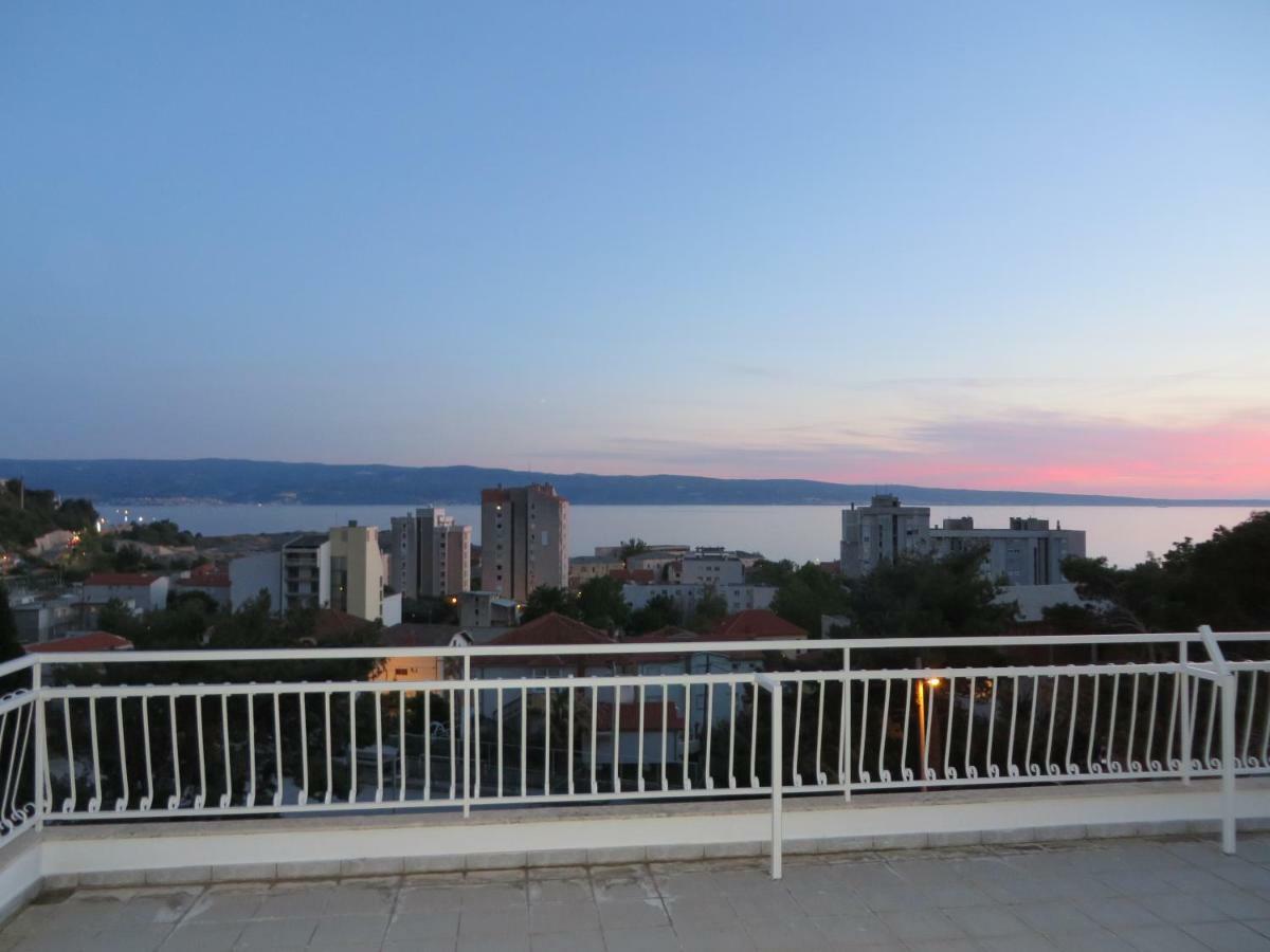 Apartmani Raos Dugi Rat Exterior foto